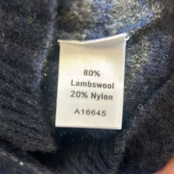 Appleseed’s small blue and gray button up sweater. - Picture 3 of 4